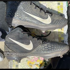 Mens/boys baseball cleats size 11